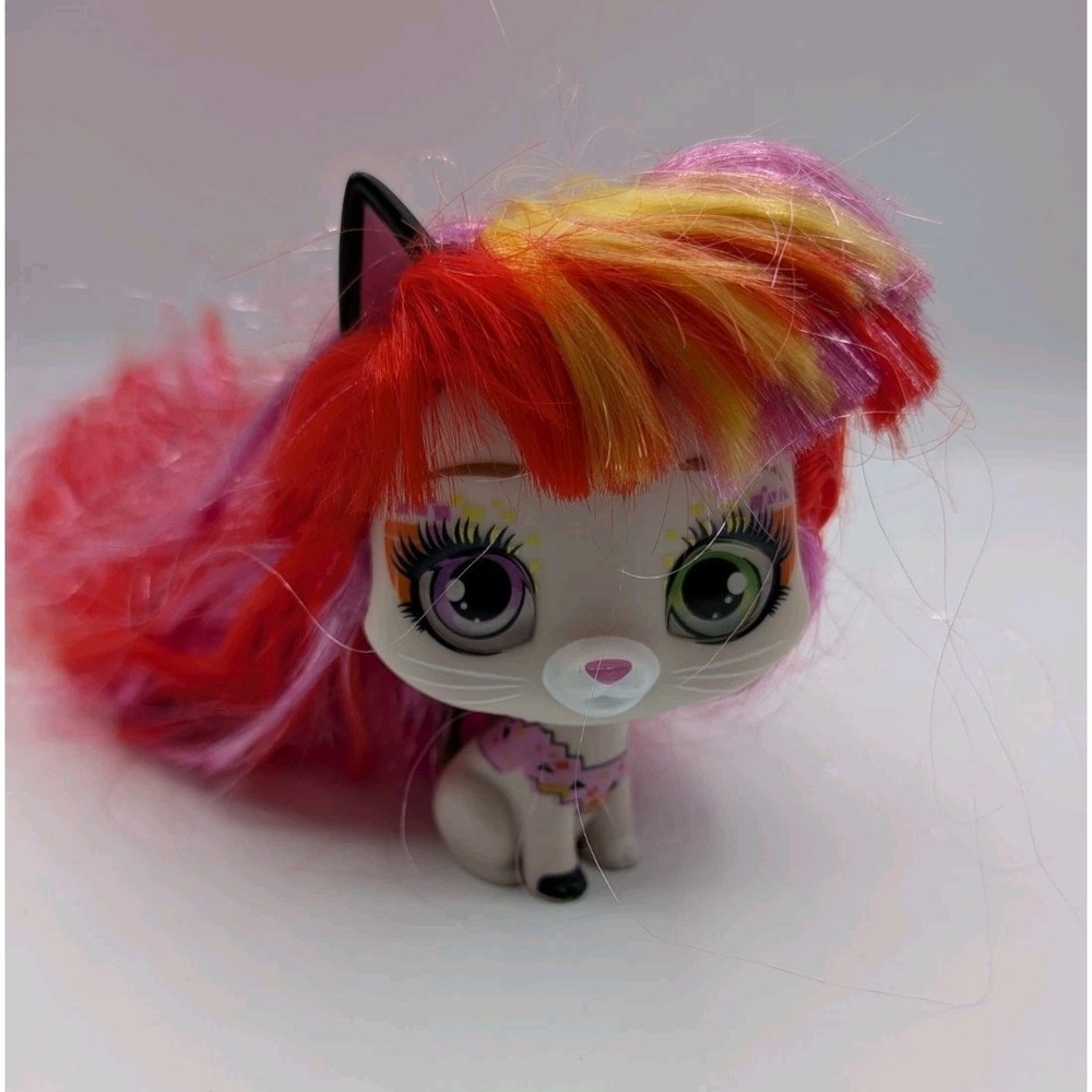 VIP Pets Mini Fans Kitty Cat Figure Elektra‎ Multicolor Long Hair Toy